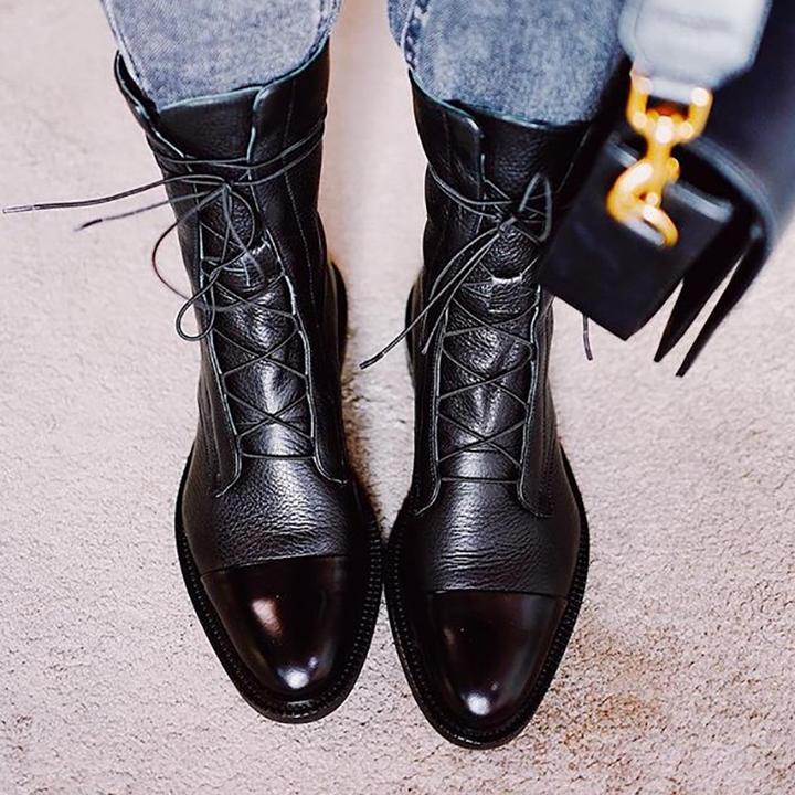 Jemi Capetown„¢Vintage look boot with heel