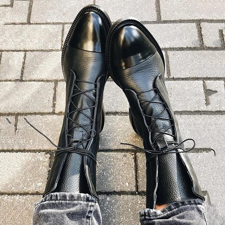 Jemi Capetown„¢Vintage look boot with heel