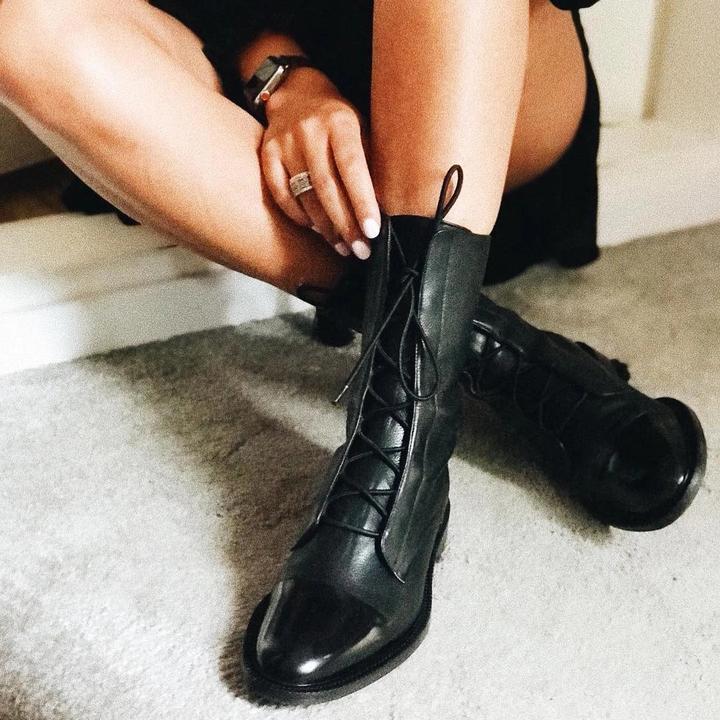 Jemi Capetown„¢Vintage look boot with heel